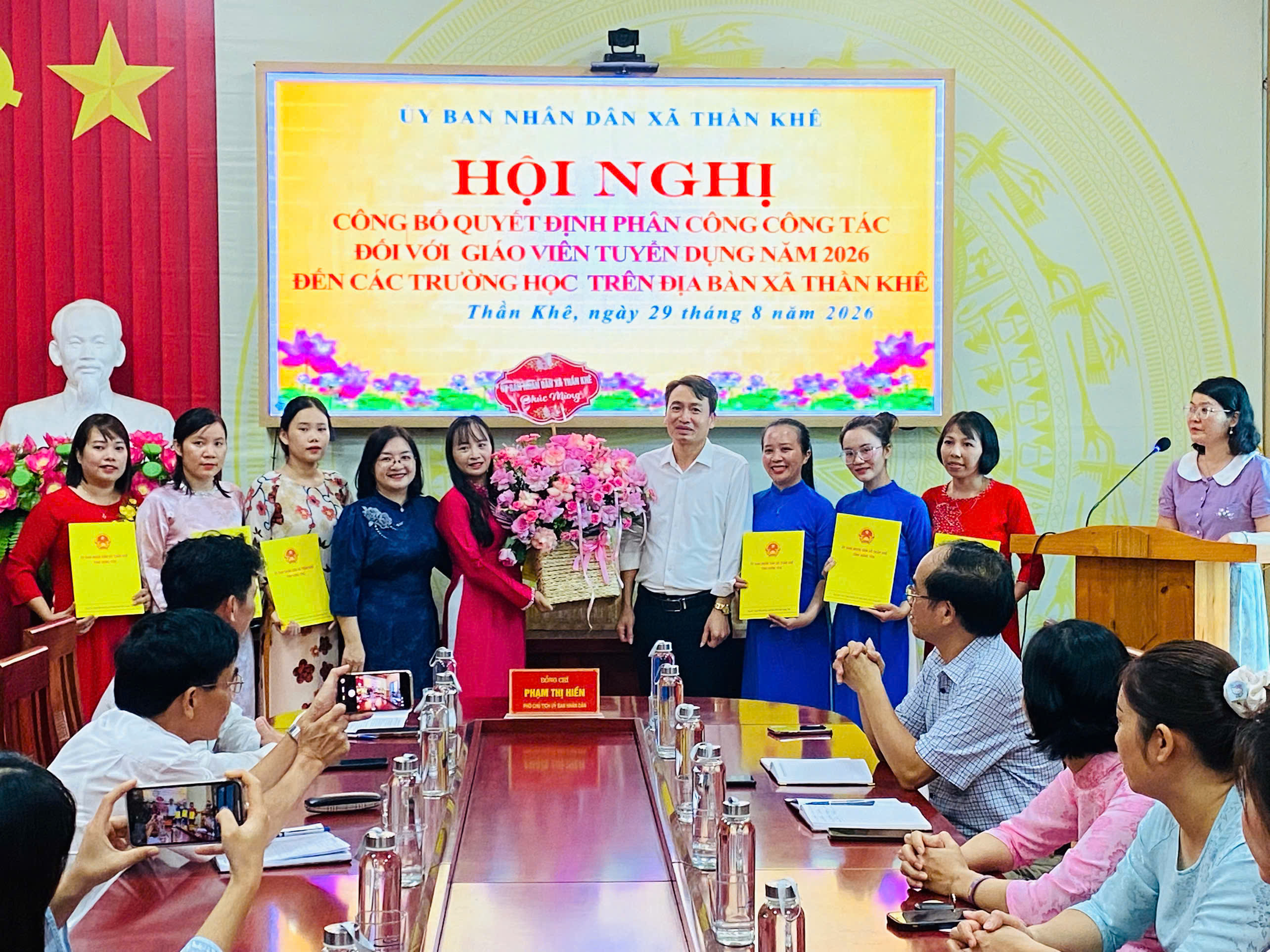 Xã Thần Khê tổ chức Hội nghị công bố Quyết định phân công công tác  đối với giáo viên tuyển dụng năm 2026