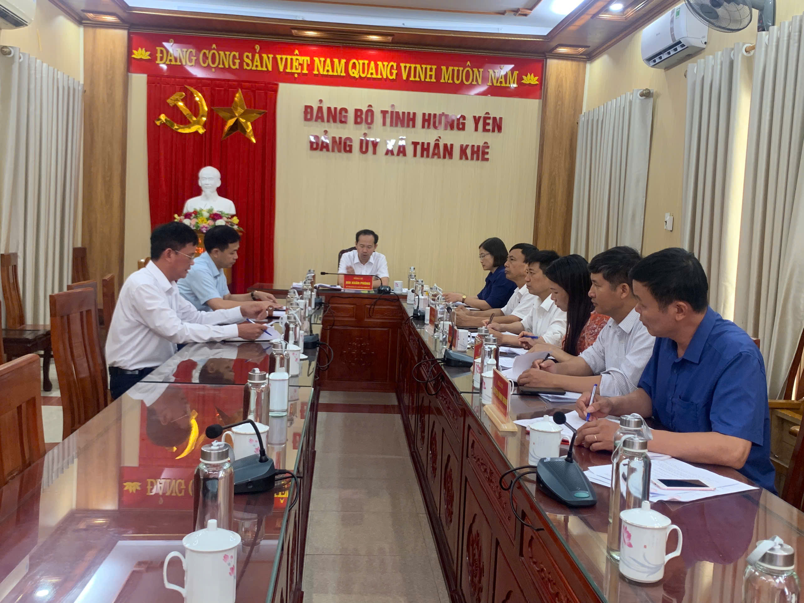 HỘI NGHỊ LẦN THỨ 37  BAN THƯỜNG VỤ ĐẢNG UỶ XÃ THẦN KHÊ