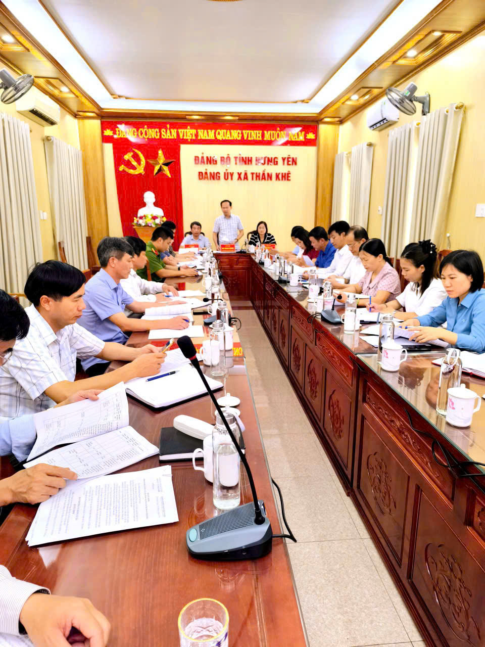 Xã THẦN KHÊ : Thống nhất chủ trương sắp xếp thôn, nâng cao hiệu quả hoạt động của hệ thống chính trị cơ sở