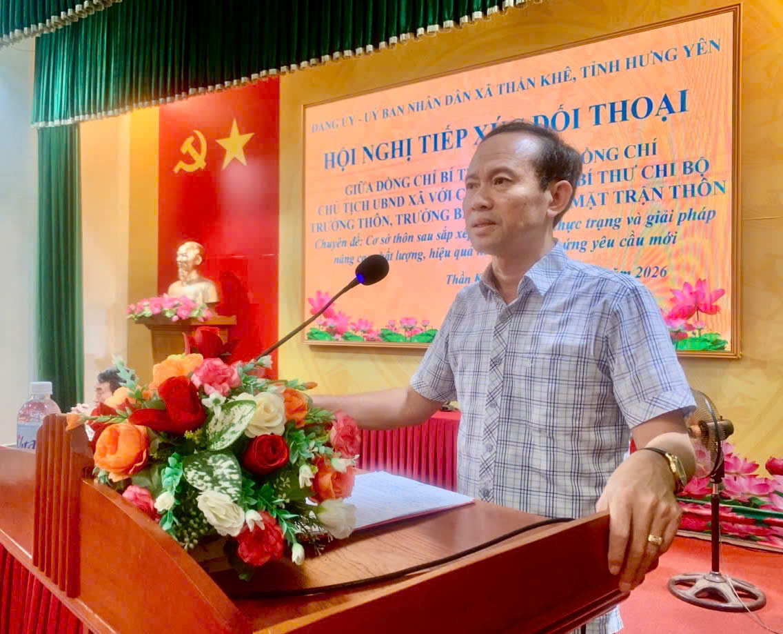 ĐẢNG ỦY - ỦY BAN NHÂN DÂN XÃ THẦN KHÊ TỔ CHỨC HỘI NGHỊ TIẾP XÚC ĐỐI THOẠI GIỮA ĐỒNG CHÍ BÍ THƯ ĐẢNG ỦY, ĐỒNG CHÍ CHỦ TỊCH UBND XÃ VỚI CÁC ĐỒNG CHÍ BÍ THƯ CHI BỘ, TRƯỞNG THÔN, TRƯỞNG BAN CÔNG TÁC MẶT TRẬN THÔN